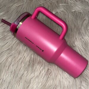Starbucks x Stanley Berry Pink Winter 2024